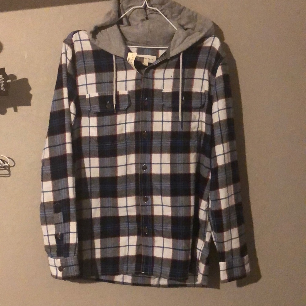 Aeropostale hoodie shirt size small